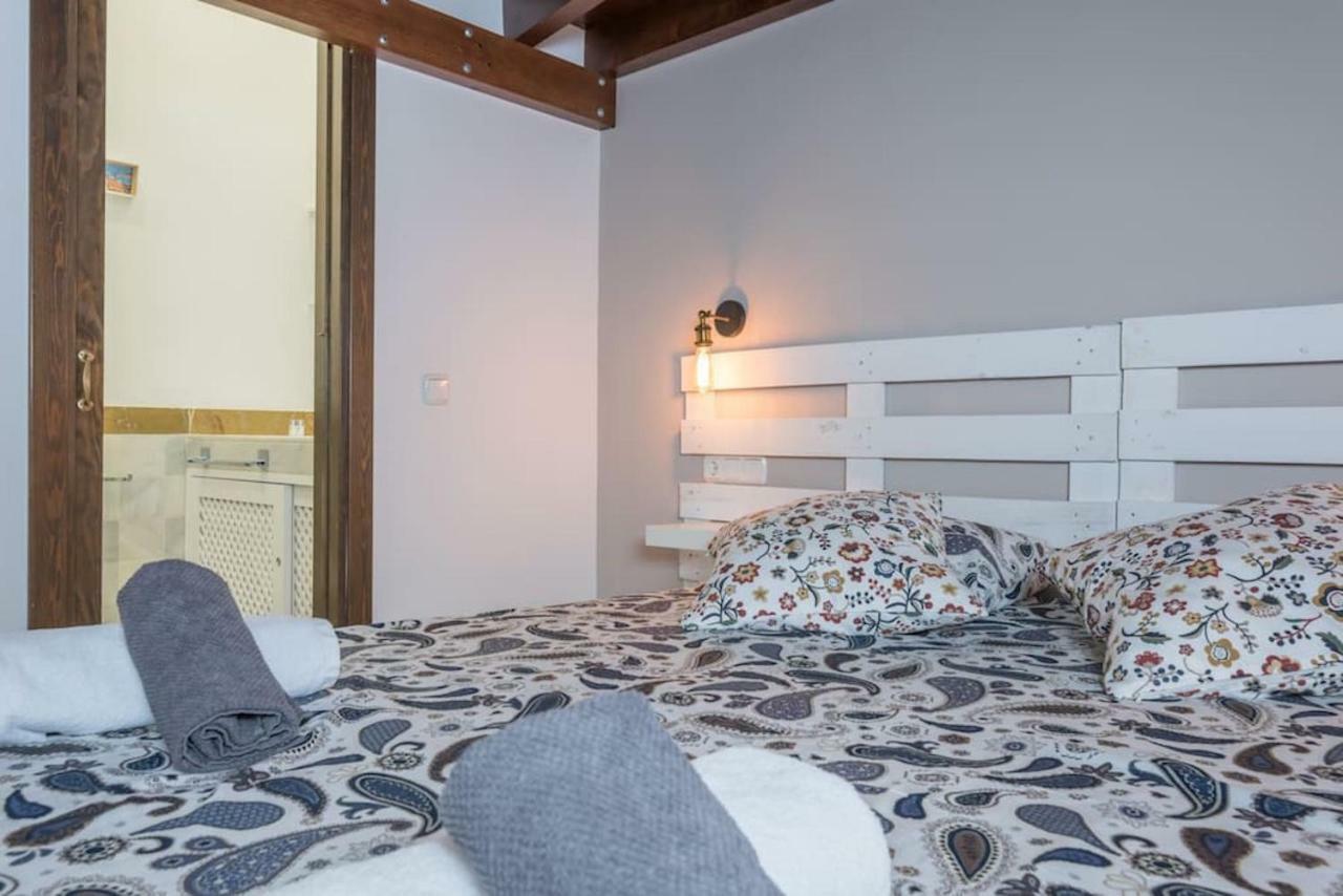 Design Apartment In The City Center Малага Экстерьер фото